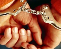Sant Kabir Nagar Crime News : संतकबीरनगर पुलिस ने 3 शातिर बदमाशों को दबोचा, तमंचा-मोबाइल और बाइक बरामद 