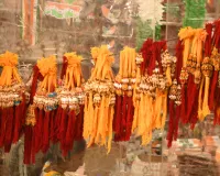 Raksha Bandhan 2026: राखी की 3 गांठों का क्या है राज? भाई की लंबी उम्र से लेकर सुख-समृद्धि तक से जुड़ा है खास महत्व