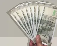 बैंक अधिकारियों की मिलीभगत से मृत महिला के खाते से निकाले 10 लाख