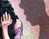 सुलतानपुर : महिला बीएलओ को युवक ने कमरे में घसीटा, एसआईआर फॉर्म लेने पहुंची थी, केस दर्ज 