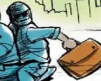 खदरा लूटकांड: पुराने और वर्तमान कर्मियों की कुंडली खंगाल रही पुलिस, 25 हिरासत में