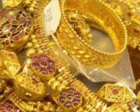 लखनऊ में किशोर को सिगरेट पिलाकर दोस्तों ने बनाया वीडियो,  ब्लैकमेल कर ऐंठे लाखों के गहने