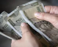 बीस हजार रुपये न्यूनतम वेतन की खबर फर्जी, यूपी सरकार ने किया स्पष्ट 