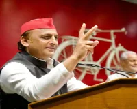 अखिलेश यादव बिहार में खेसारी लाल के लिए करेंगे प्रचार