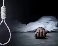 Lucknow News : बख्शी का तालाब में फंदे से लटकता मिला किसान का शव, परिजनों ने लगाया हत्या का आरोप