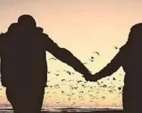 बाराबंकी : बच्चों को लेकर प्रेमी संग फरार हुई शिक्षिका, नकदी व जेवर भी ले गई साथ