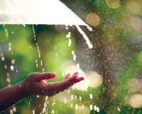 उत्तराखंड : नैनीताल में हल्की वर्षा के साथ बदलने लगा मौसम