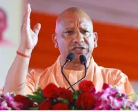 UP में सड़कों को गढ्ढा मुक्त करने के लिए नई तकनीक आजमाएगी योगी सरकार, जानिए क्या है प्लान