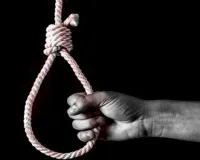 कानपुर क्राइम न्यूज : फंदे से लटकता मिला युवक का शव, ठेकेदार से वेतन को लेकर हुआ था विवाद