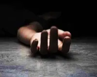 बदायूं : सड़क किनारे मिला शव, जमीन के विवाद में हत्या करने का आरोप