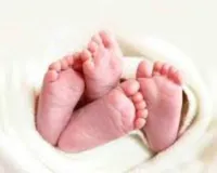 लखनऊ :  स्टेशन पर महिला ने जुड़वां बच्चों को दिया जन्म, हेल्पलाइन 139 पर सूचना मिलते ही तैयार थी टीम