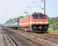  UP :  मेगा ट्रैफिक बना यात्रियों के लिए परेशानी, लखनऊ मंडल में पटरी सुधार कार्य के चलते ट्रेनों के रूट बदले