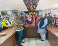 बाराबंकी के कलाकारों ने अभिनेता धर्मेंद्र को दी श्रद्धांजलि, मौन रख किया स्मरण