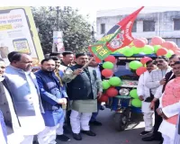 बाराबंकी : सआईआर को लेकर सपा कार्यालय में हुई बैठक, बोले गोप- मतदाता सूची में किसी का नाम न छूटने दें 