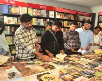 Bareilly : रील्स तक सीमित नहीं जेन-जी, किताब उत्सव में बढ़चढ़कर ले रहा हिस्सा