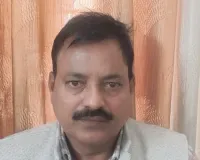 UP News: 30 हजार की रिश्वत लेते दरोगा रंगेहाथ गिरफ्तार, प्लासियो मॉल के बाहर एंटी करप्शन की कार्रवाई