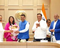 महाराष्ट्र सरकार ने मंधाना, जेमिमा और राधा को 2.25 करोड़ के नकद पुरस्कार से किया सम्मानित 