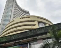 Stock Market Closed: गिरावट से उबरे शेयर बाजार... 319 अंक उछला सेंसेक्स, IT और फार्मा सेक्टरों में सबसे अधिक तेजी