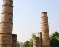 चन्द्राकार पर्वतों की नगरी चंदेरी