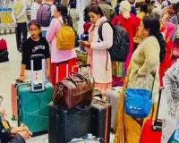 लखनऊ हवाई अड्डे पर दूसरे दिन भी उड़ानें बाधित, यात्री घंटों परेशान 