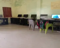 Barabanki News: लाखों खर्च कर भी कंप्यूटर शिक्षा ठप, अधर में बच्चों का भविष्य