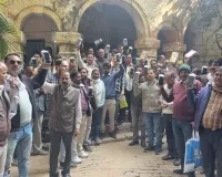 बाराबंकी : खाद्यान्न लाभांश बढ़ाने की मांग पर कोटेदारों का प्रदर्शन, मुख्यमंत्री को भेजा ज्ञापन