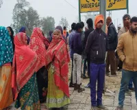 Barabanki suicide: मासूम बेटी को धक्का देकर ट्रेन के आगे कूदी मां, परिजनों में कोहराम