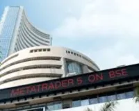 Stock Market Today: बाजार खुलते ही हुआ लाल...शुरुआती कारोबार में सेंसेक्स और निफ्टी में गिरावट दर्ज