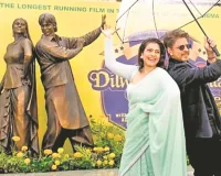 लंदन में 30 साल  बाद फिर दिखा DDLJ का जादू 