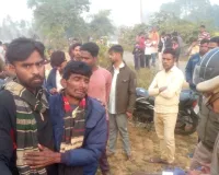 बाराबंकी में फंदे से लटका मिला शिक्षक:  रिपोर्ट दर्ज कर जांच की शुरू, दो दिन से था लापता 