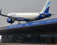 Bareilly : मुंबई-बरेली फ्लाइट निरस्त...सैकड़ों यात्रियों को झटका