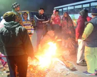 Bareilly: दावों में गर्माहट...मगर शहर की अलाव व्यवस्था पड़ी ठंडी,नहीं पहुंच पा रही लकड़ी