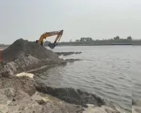 UP: गंगा में अवैध बालू खनन पर लगाया 25 लाख से अधिक का जुर्माना