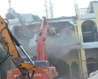 Bareilly : हाईकोर्ट से मिली बड़ी राहत...नहीं चलेगा एवान-ए-फरहत पर बुलडोजर, 15 दिन में शुरू हो कंपाउंडिंग प्रक्रिया