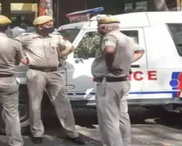 'ऑपरेशन क्लीन स्वीप' : दिल्ली पुलिस ने द्वारका में अवैध रूप से रह रहे 130 विदेशियों को भेजा वापस