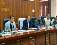 Moradabad: ऋण पत्रावलियों के निस्तारण में देरी पर जिलाधिकारी नाराज