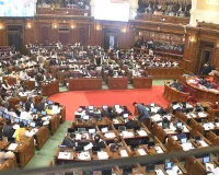 शीतकालीन सत्र में हंगामा: सपा का वॉकआउट, सरकार बोली- किसान पलायन नहीं, खेती की ओर लौट रहे