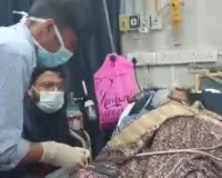 लोहिया संस्थान में वार्ड ब्वॉय ले रहे नमूने, लगा रहे इंजेक्शन, तीमारदार ने वीडियो बनाकर किया वायरल