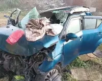 मेरठ: हिंडन नदी में गिरी कार, हेड कांस्टेबल समेत दो लोगों की मौत 