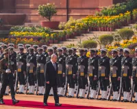 Putin India Visit:  राजघाट पहुंचे पुतिन ने महात्मा गांधी को दी श्रद्धांजलि, राष्ट्रपति भवन में दी गई 21 तोपों की सलामी