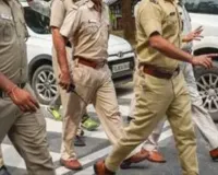 Lucknow News: अवैध शराब तस्करी का भंडाफोड़, 13,812 बोतल विदेशी शराब के साथ आरोपी गिरफ्तार 