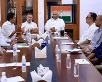 Congress Working Committee: बिहार चुनाव में हार के बाद पहली बार साथ आए सभी नेता, बोले राहुल- प्रधानमंत्री कार्यालय ने मनरेगा खत्म करने का फैसला कैबिनेट से बिना पूछे किया