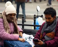 Up Weather Updates: हाड़ कंपा देने वाली ठंड, रेड अलर्ट जारी, कई जिलों में जीरो विजिबिलिटी