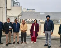 लखनऊ :  आवासीय सोसायटी में लगा सोलर प्लांट, हो रही हजारों रुपए की बचत