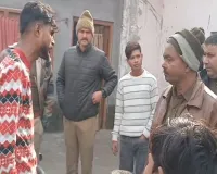 UP: तेंदुए के हमले में घायल के घर पहुंची जांच टीम...बिना इजाजत घर में घुसने पर हंगामा