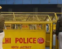  कॉन्स्टेबल की बहादुरी और टला बड़ा हादसा... रिहायशी इमारत से निकाला जलता हुआ सिलेंडर 