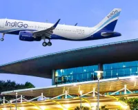  संकट के बीच राहत भरी खबर ...पटरी पर लौट रही इंडिगो एयरलाइन्स, अमौसी पर यात्रियों को दी गई रीशेड्यूल की जानकारी 