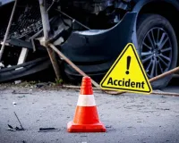  बस्ती में सड़क हादसा :  अजमेर शरीफ जा रहे तीर्थयात्रियों की बस-ट्रक से टकराई, चार लोगों की मौत 