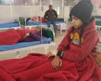 सीतापुर :  कस्तूरबा स्कूल में छात्राओं की हालत बिगड़ी, दो लखनऊ रेफर! डीएम ने बैठाई जांच 