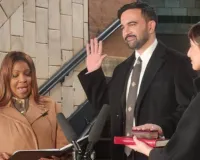  न्यूयॉर्क सिटी के मेयर बने जोहरान ममदानी, मैनहट्टन सबवे स्टेशन में कुरान पर हाथ रखकर ली शपथ